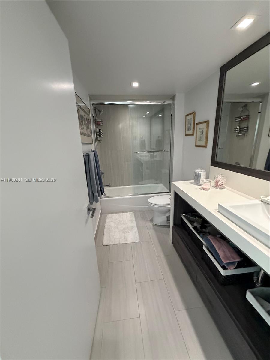 BRISTOL TOWER CONDO - Residential