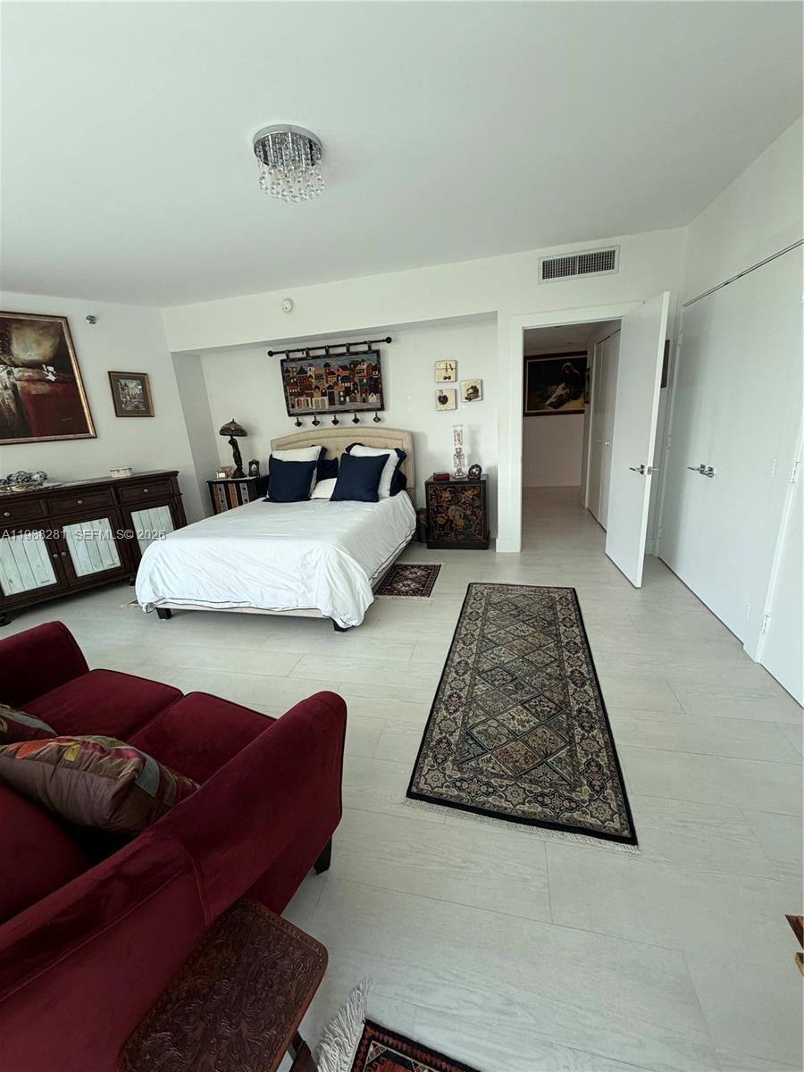 BRISTOL TOWER CONDO - Residential