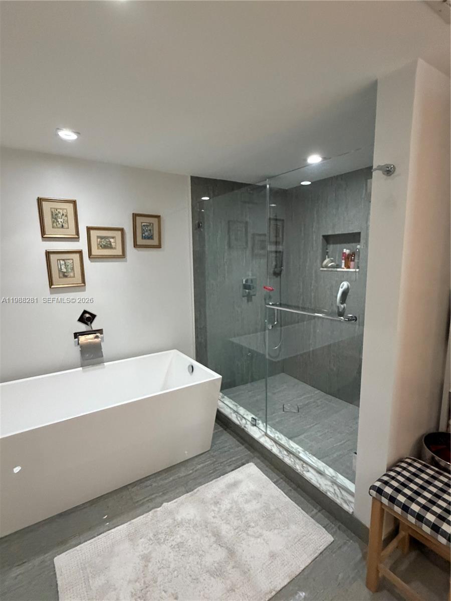 BRISTOL TOWER CONDO - Residential