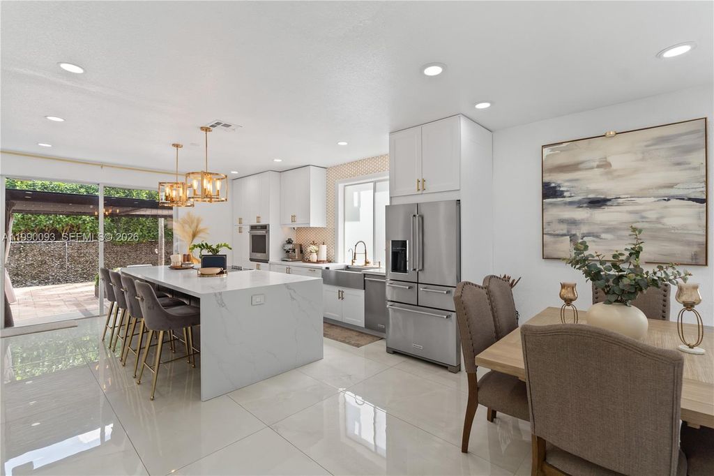 Photo of 1500 Canary Island Dr, Weston, FL 33327 (MLS # A11990093)