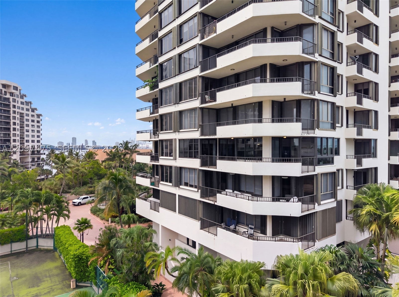 520 Brickell Key Dr A721