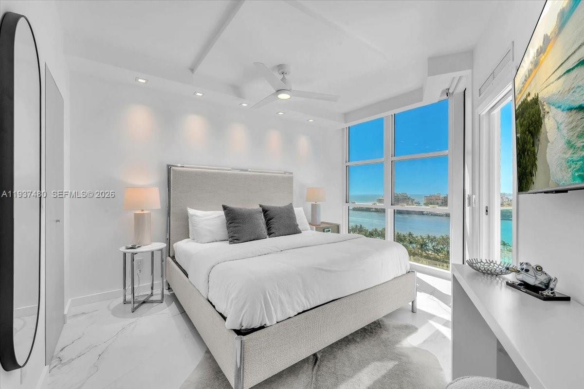 PORTOFINO TOWER CONDO - Residential