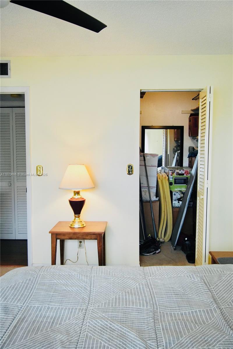 LAKESIDE VILLAGE CONDO 6 - Residential