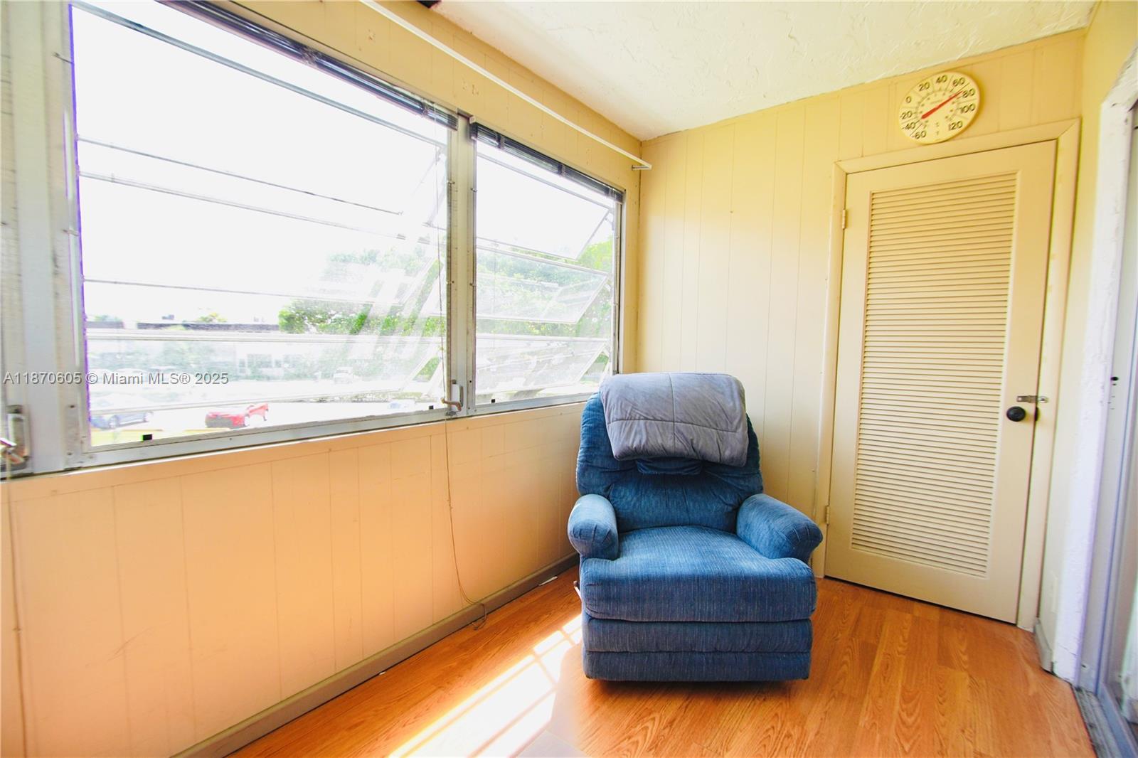 LAKESIDE VILLAGE CONDO 6 - Residential