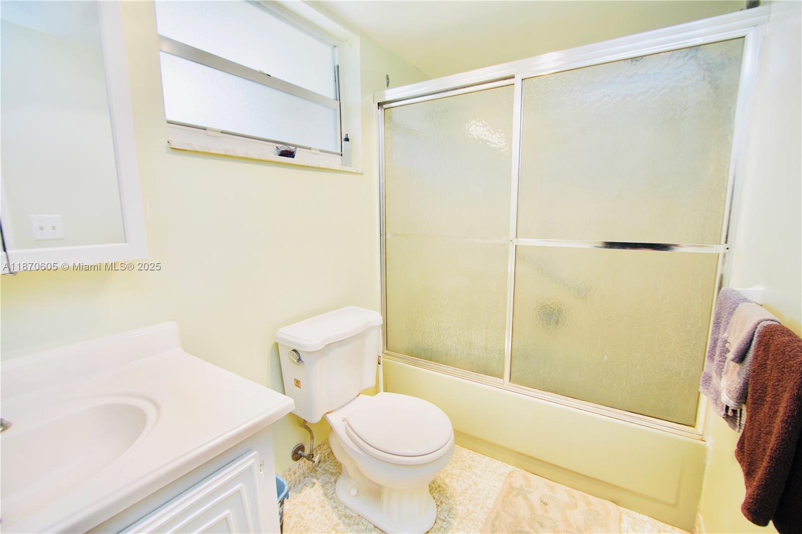 LAKESIDE VILLAGE CONDO 6 - Residential