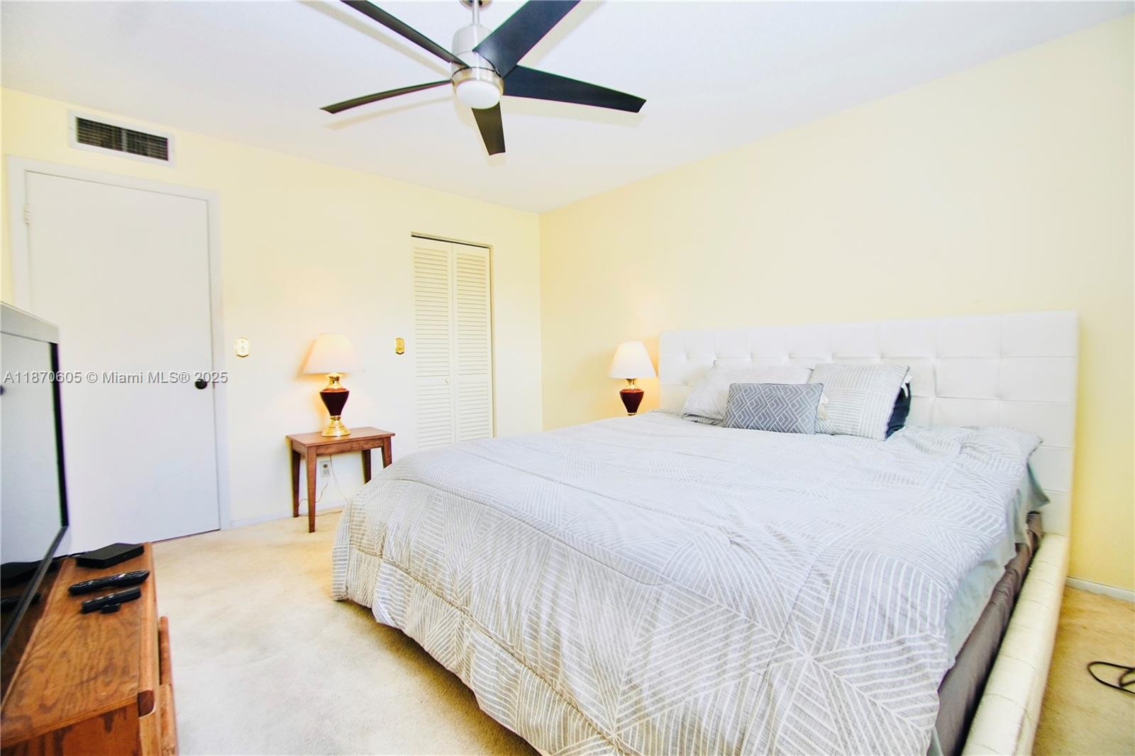 LAKESIDE VILLAGE CONDO 6 - Residential