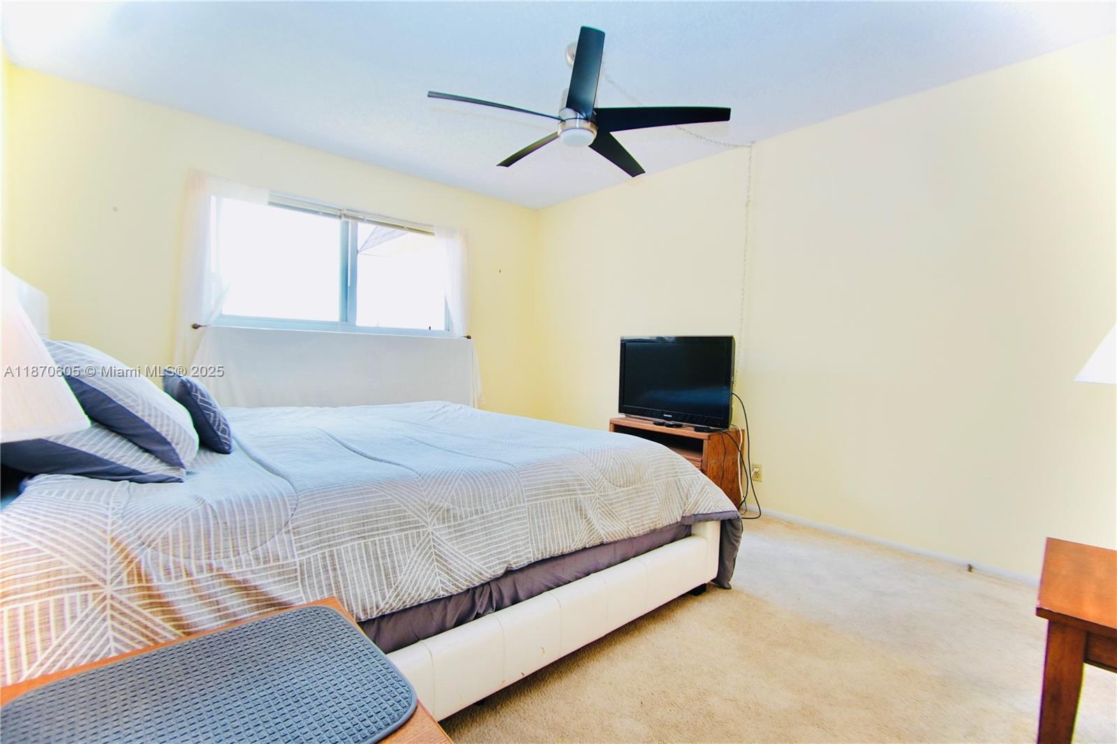 LAKESIDE VILLAGE CONDO 6 - Residential