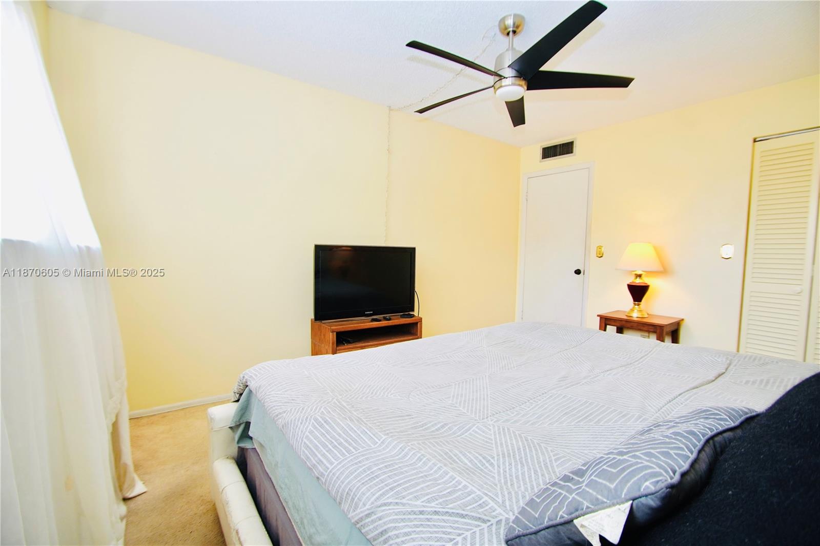 LAKESIDE VILLAGE CONDO 6 - Residential