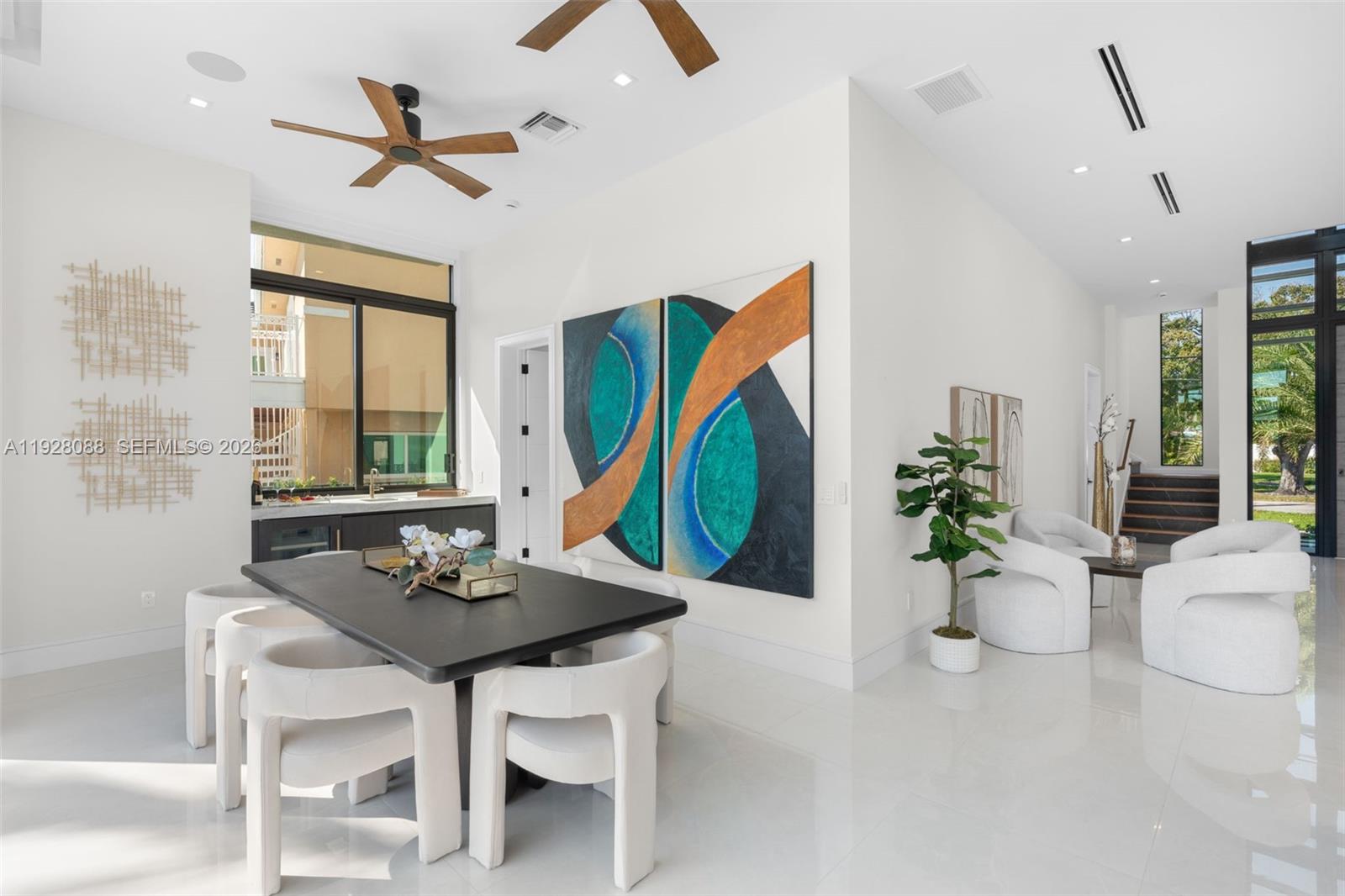 CORAL KEY VILLAS 3RD SEC - Residential