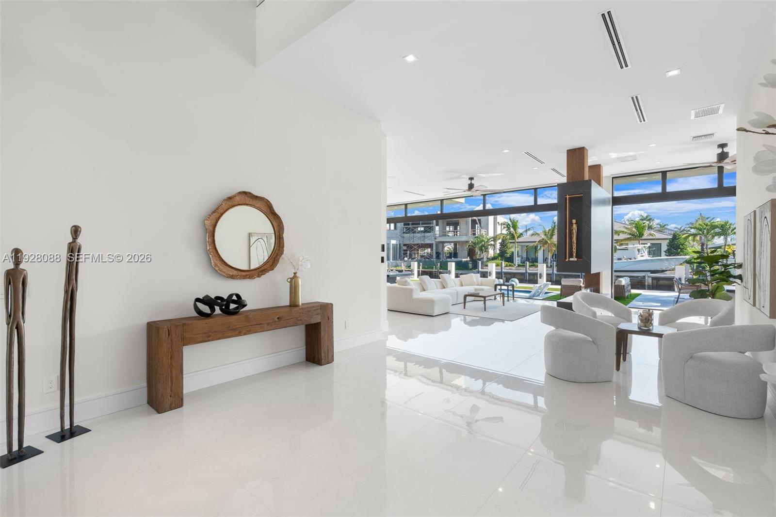 CORAL KEY VILLAS 3RD SEC - Residential