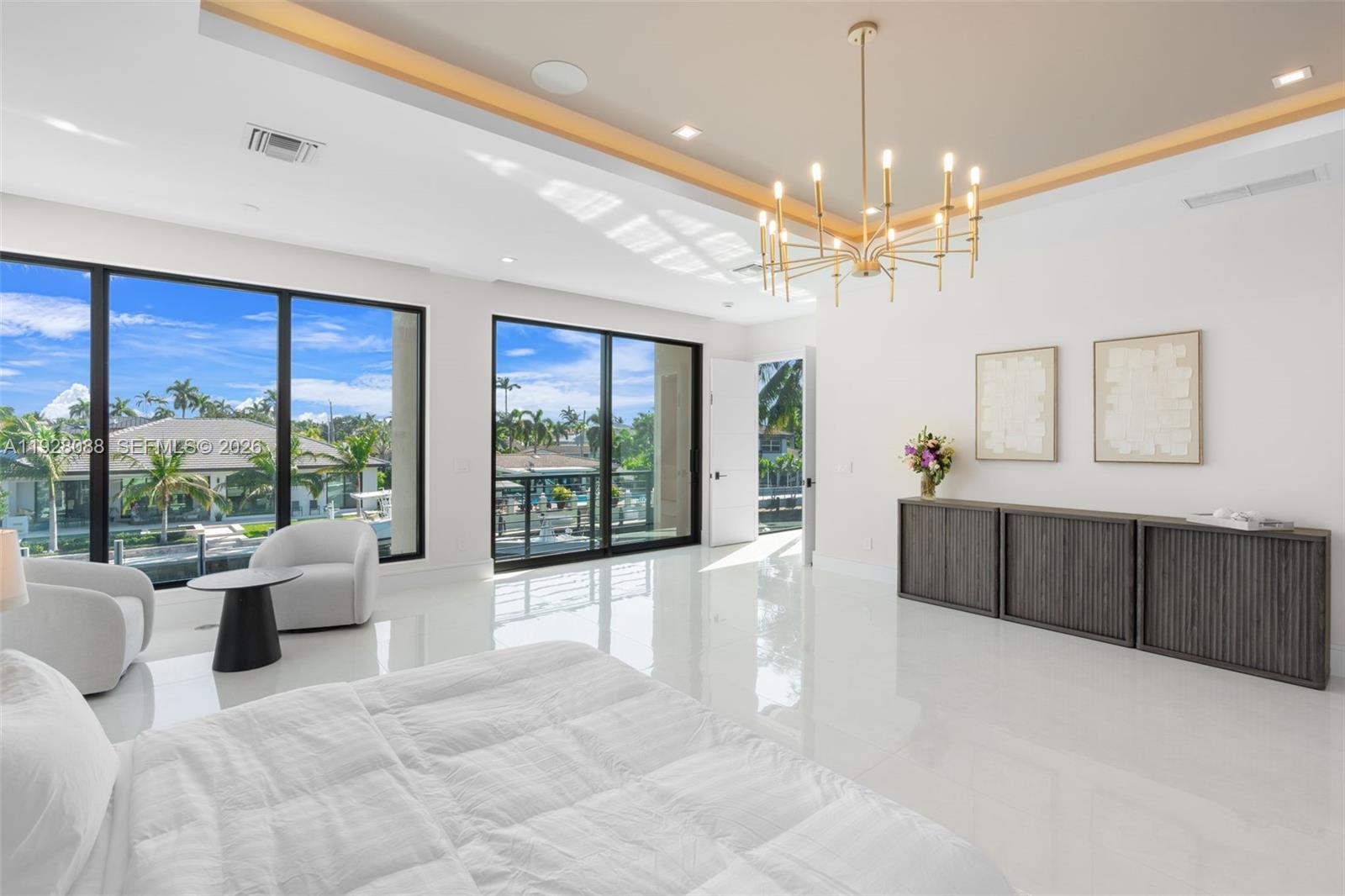 CORAL KEY VILLAS 3RD SEC - Residential