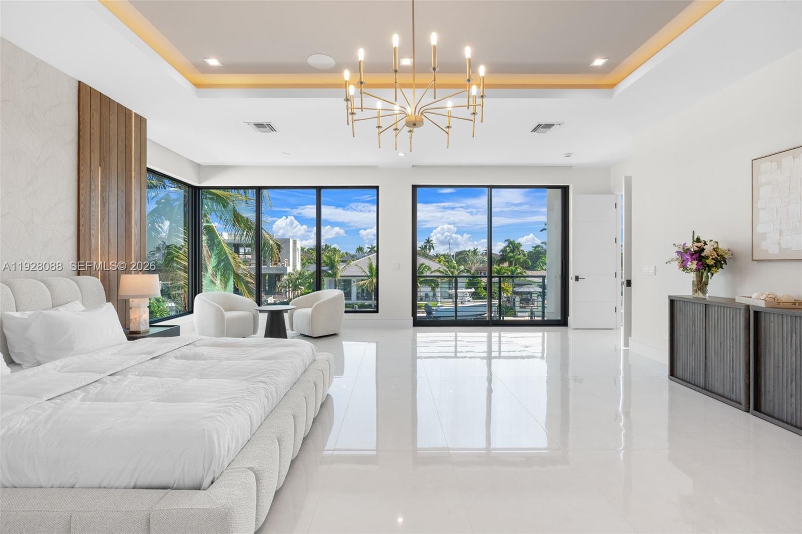 CORAL KEY VILLAS 3RD SEC - Residential