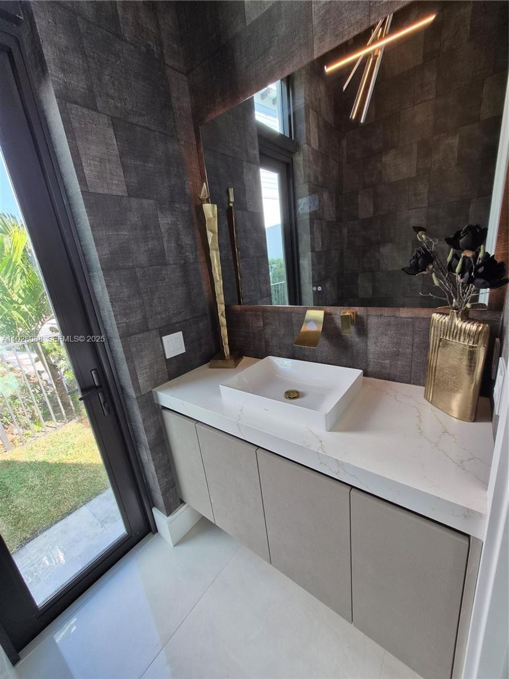 Photo of 4910 NE 27th Ave, Lighthouse Point, FL 33064 (MLS # A11928088)