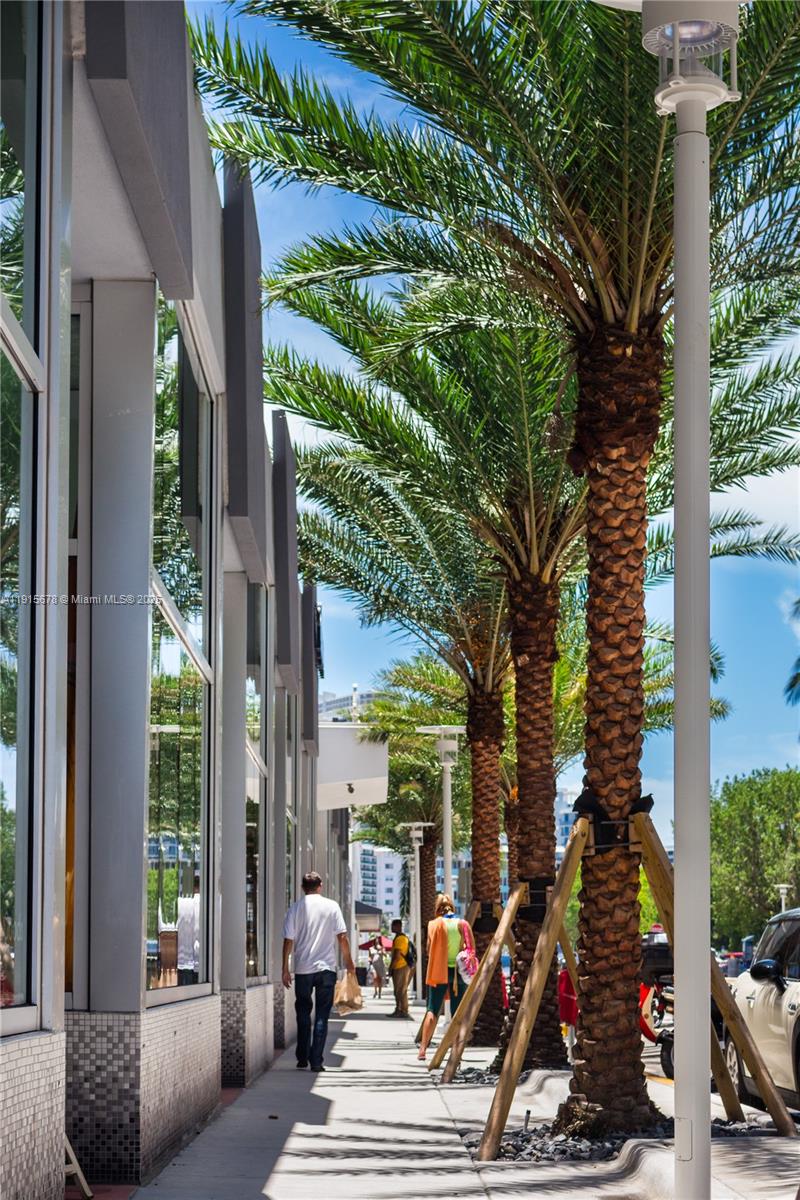 SUNSET HARBOUR SOUTH COND - Residential Lease