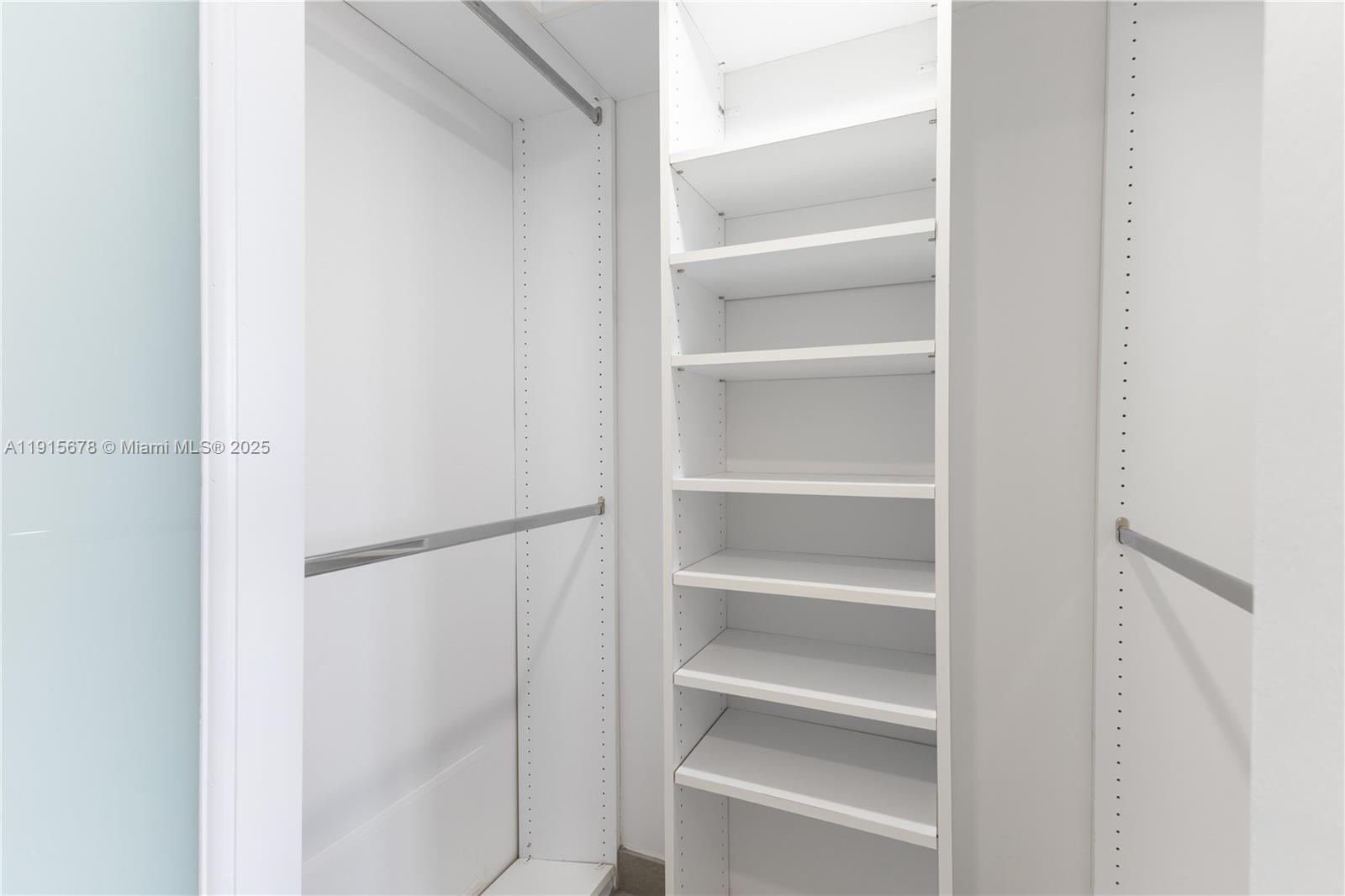 SUNSET HARBOUR SOUTH COND - Residential Lease