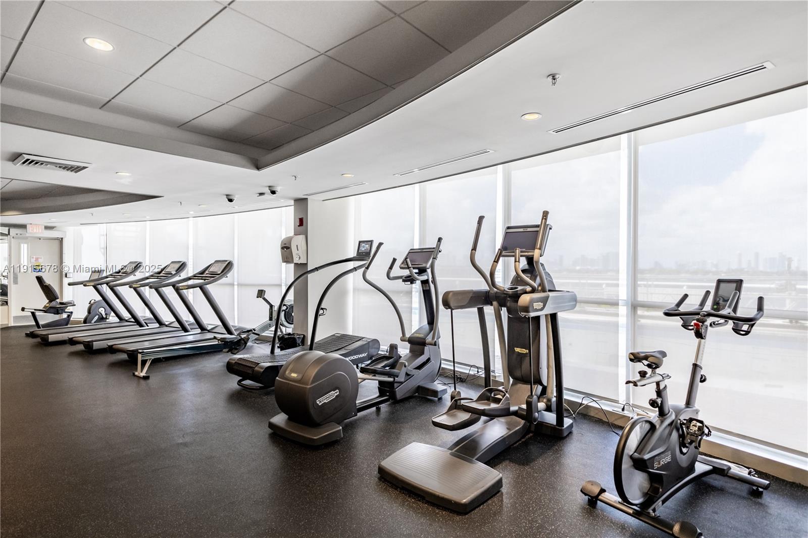 SUNSET HARBOUR SOUTH COND - Residential Lease