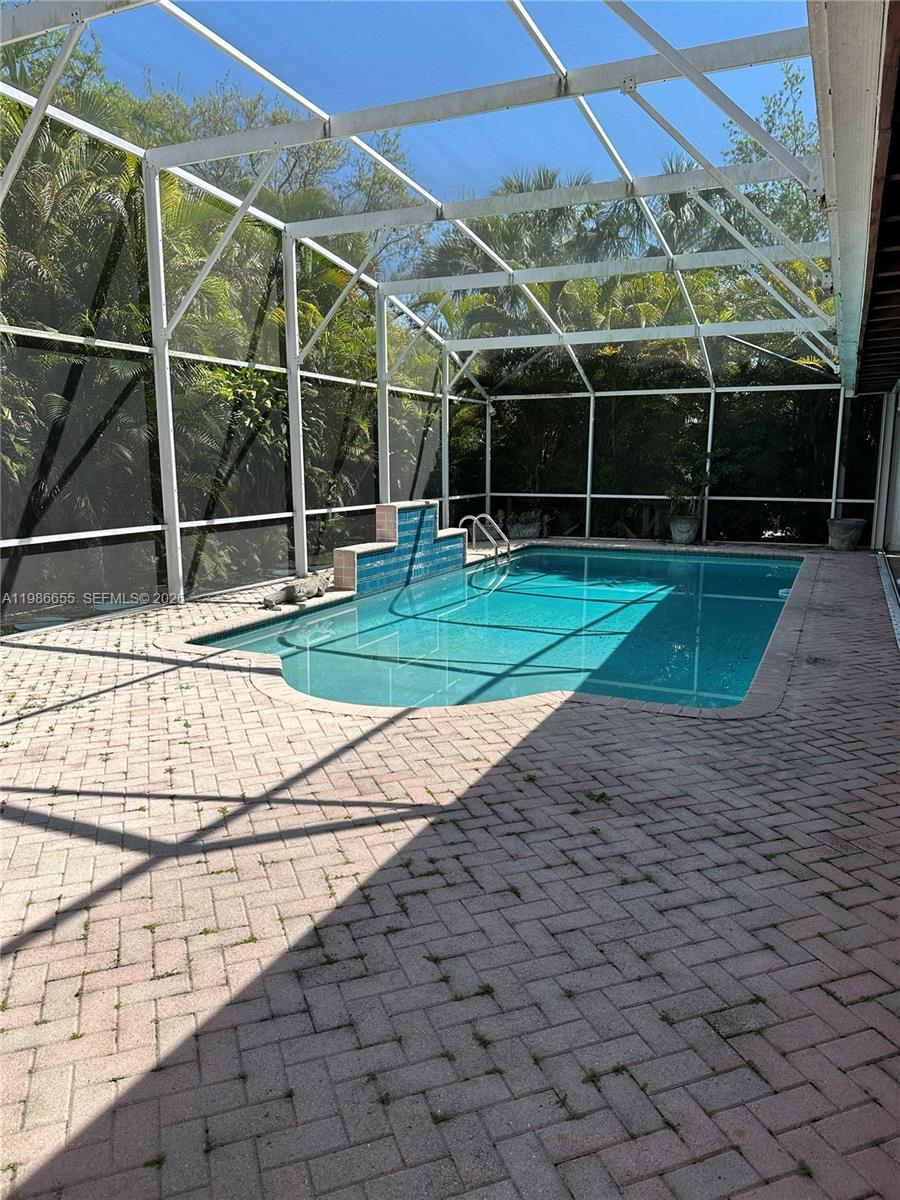 THOUSAND PINES - Residential