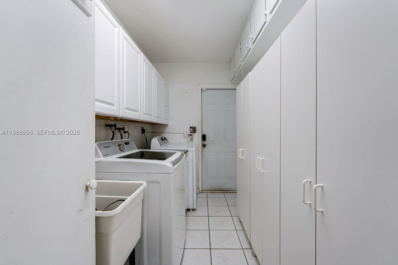 THOUSAND PINES - Residential