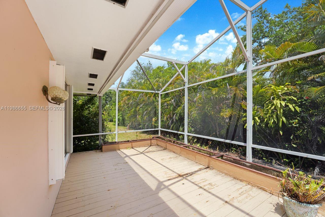 THOUSAND PINES - Residential