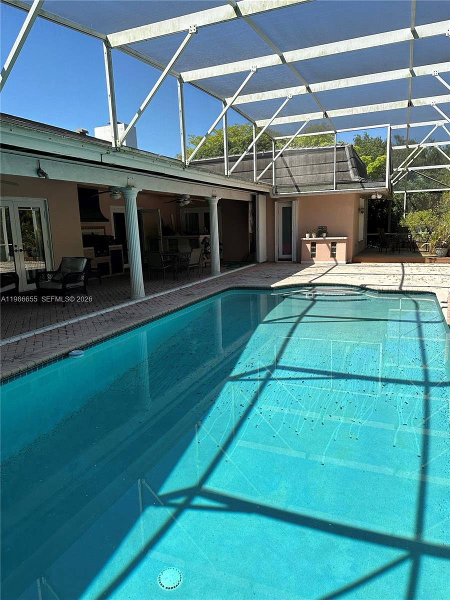 THOUSAND PINES - Residential