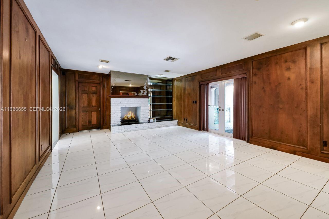 THOUSAND PINES - Residential