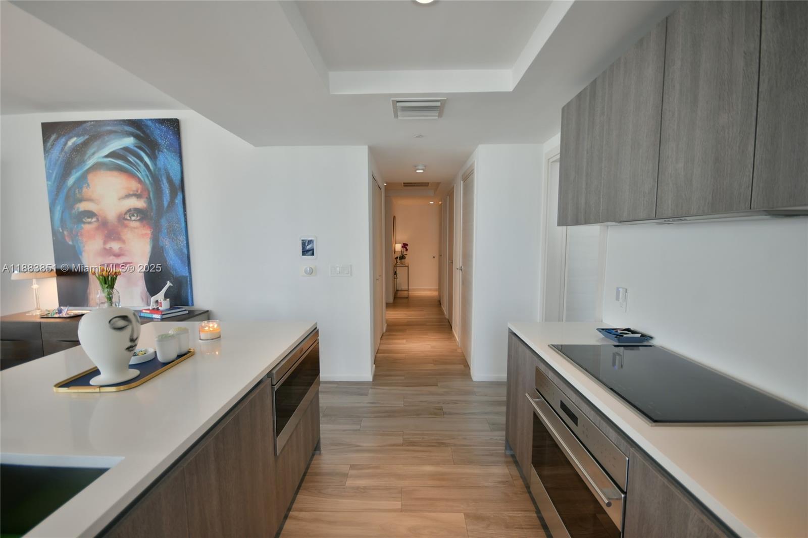 801 SMA RESIDENCES CONDO - Residential