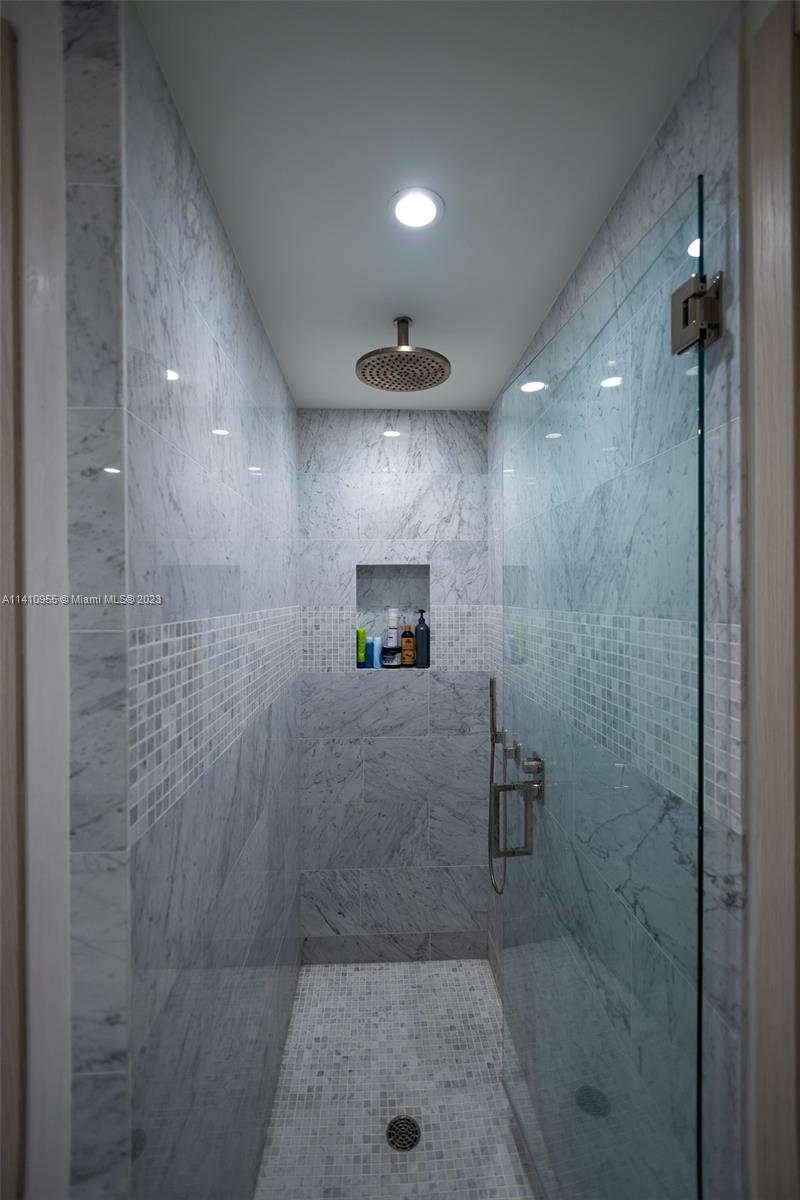 BRICKELL FLATIRON CONDO - Residential