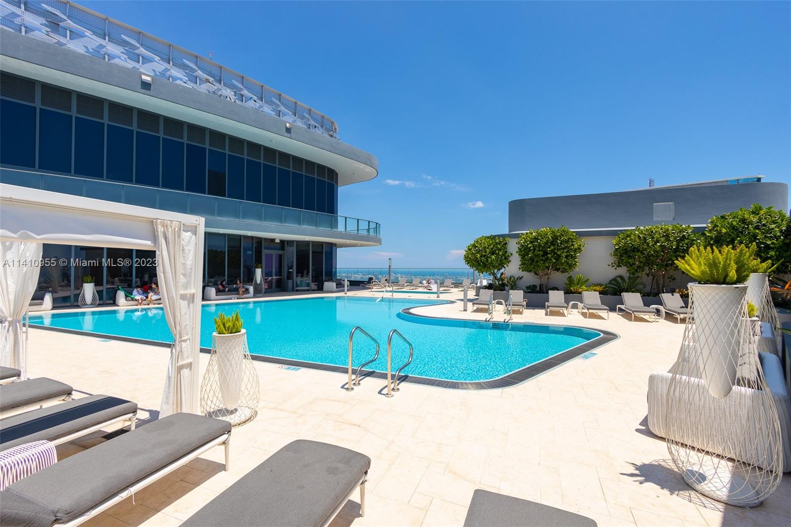 BRICKELL FLATIRON CONDO - Residential