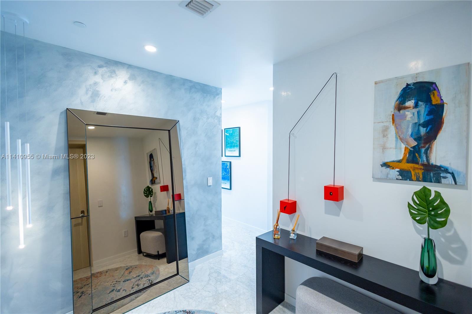 BRICKELL FLATIRON CONDO - Residential