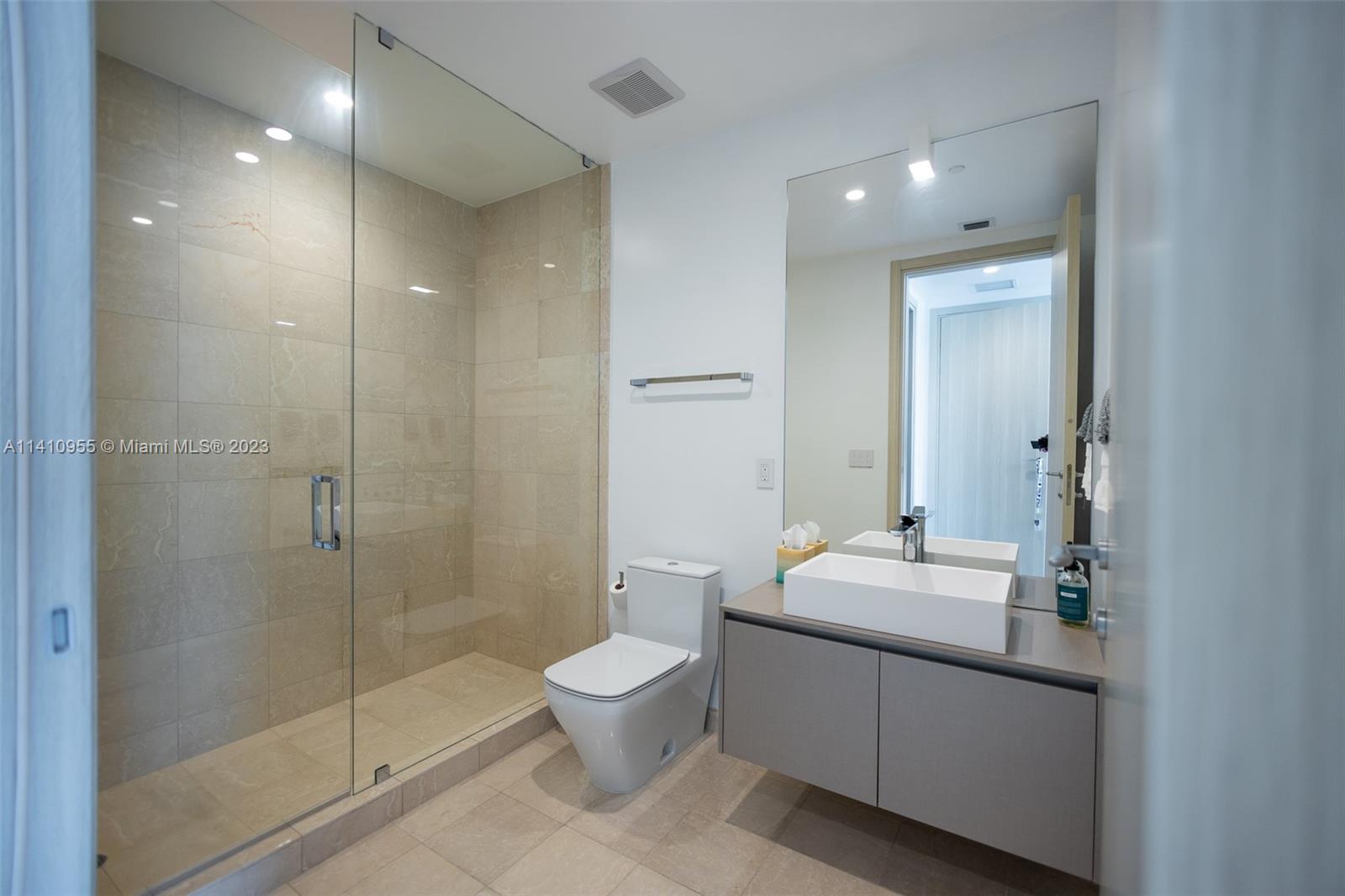 BRICKELL FLATIRON CONDO - Residential