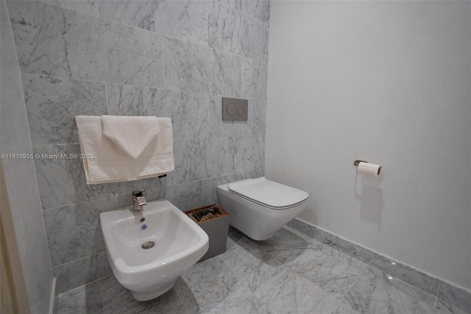 BRICKELL FLATIRON CONDO - Residential