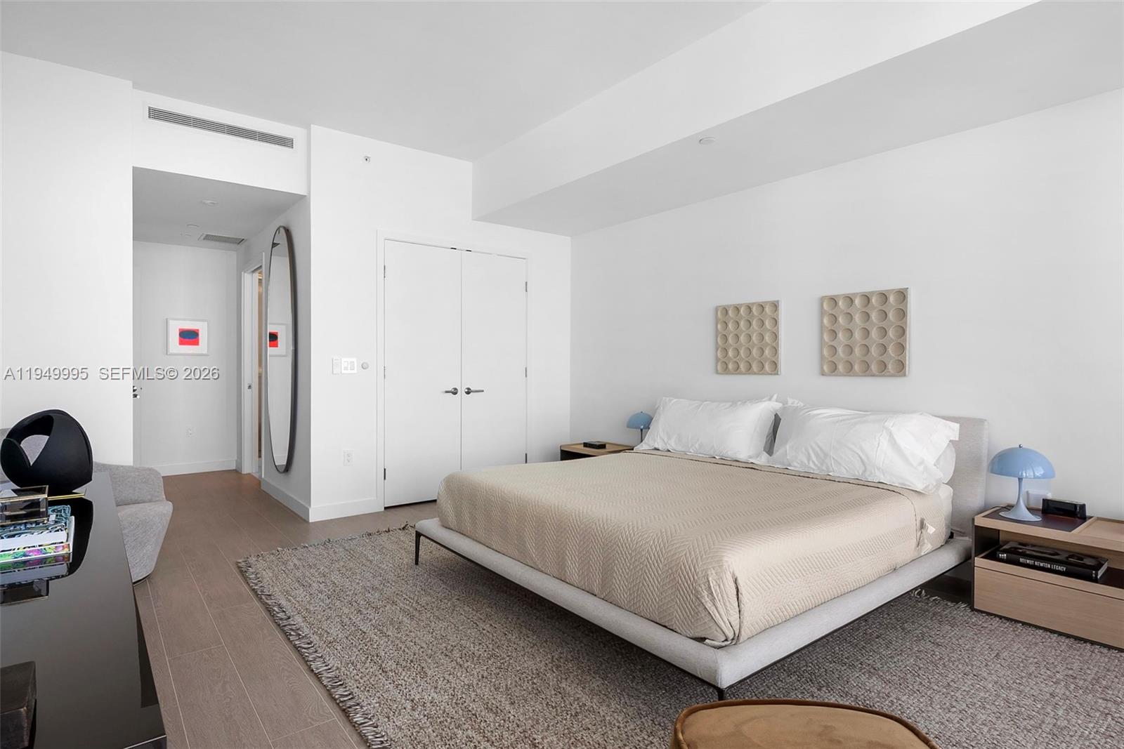 FIVE PARK - Residential