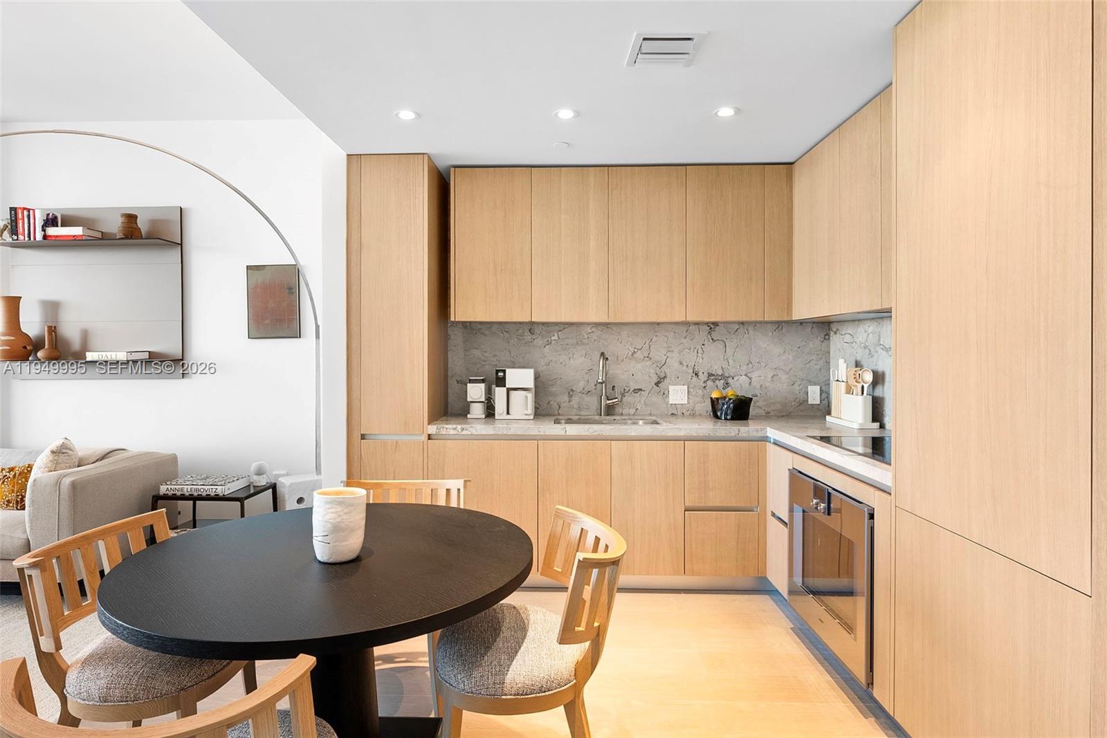 FIVE PARK - Residential