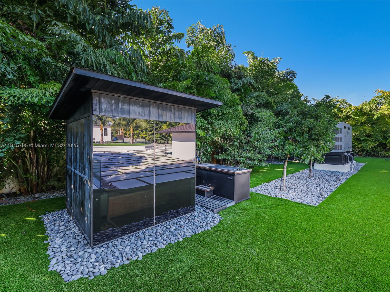 SWEETWATER ESTS SUB - Residential Lease