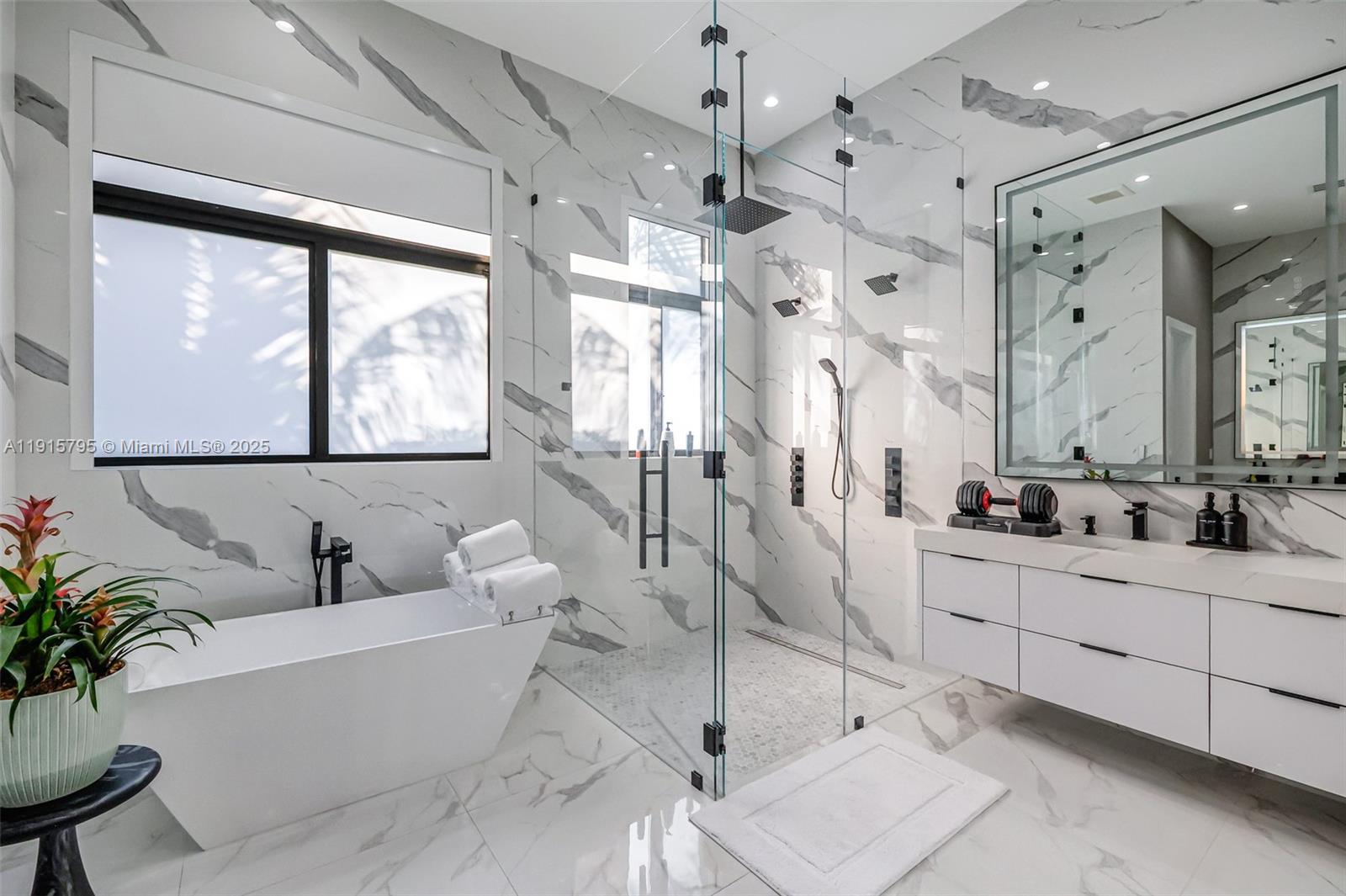 SWEETWATER ESTS SUB - Residential Lease