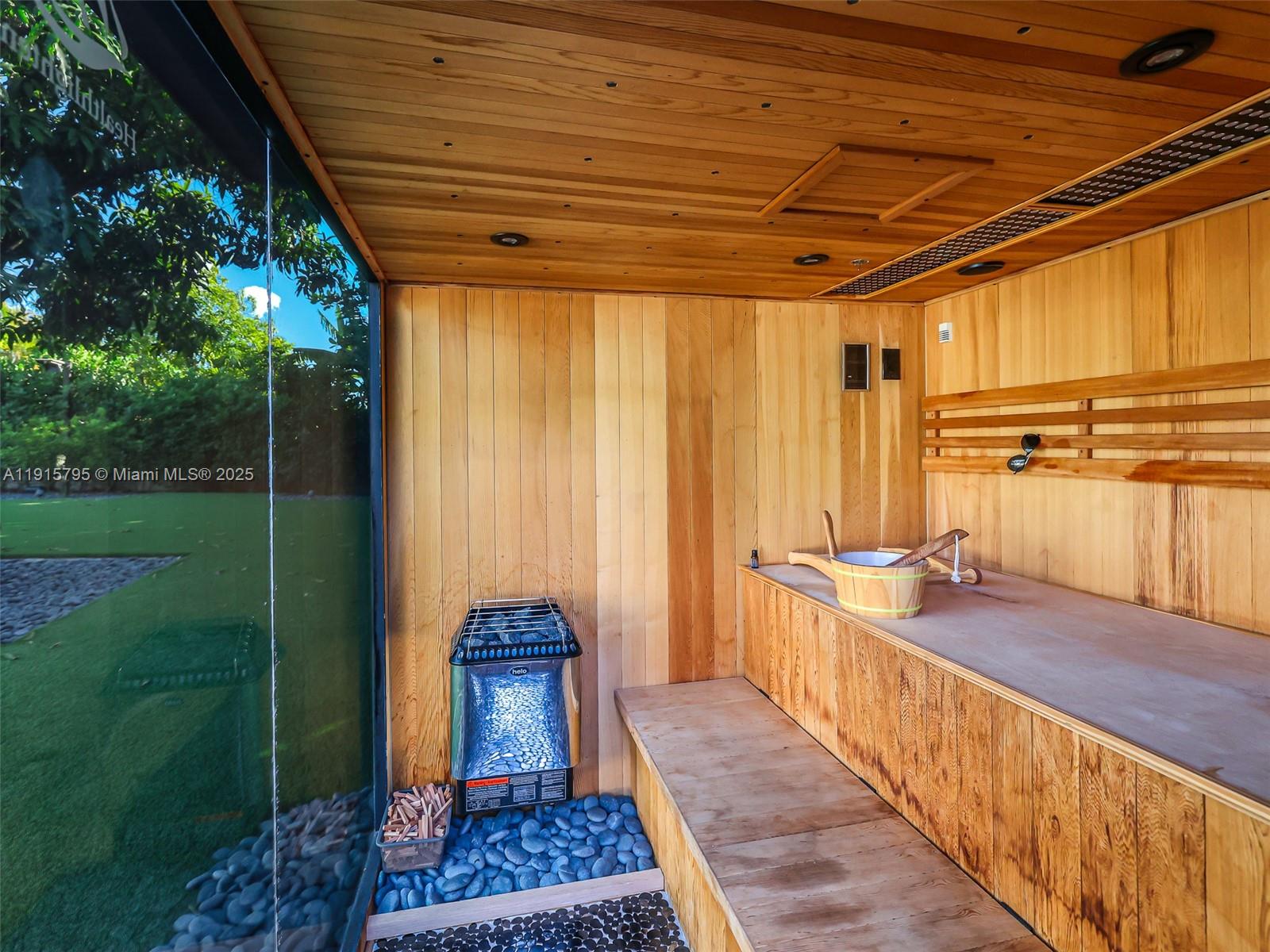 SWEETWATER ESTS SUB - Residential Lease