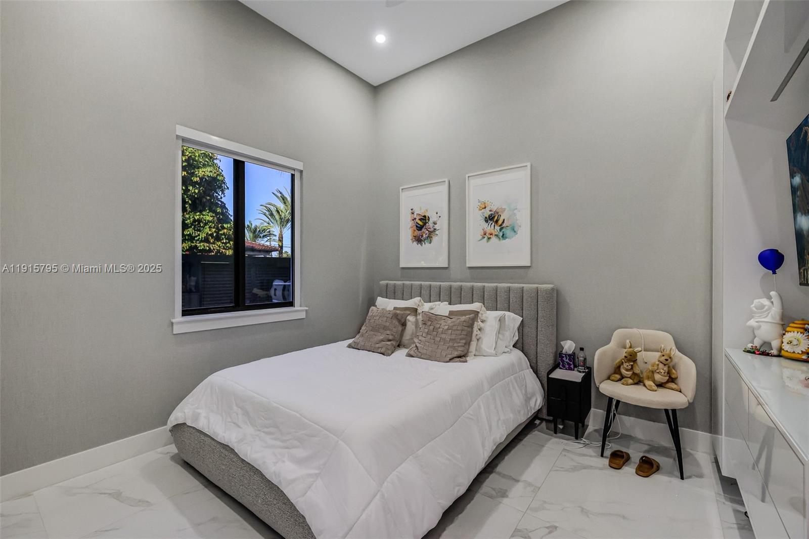 SWEETWATER ESTS SUB - Residential Lease