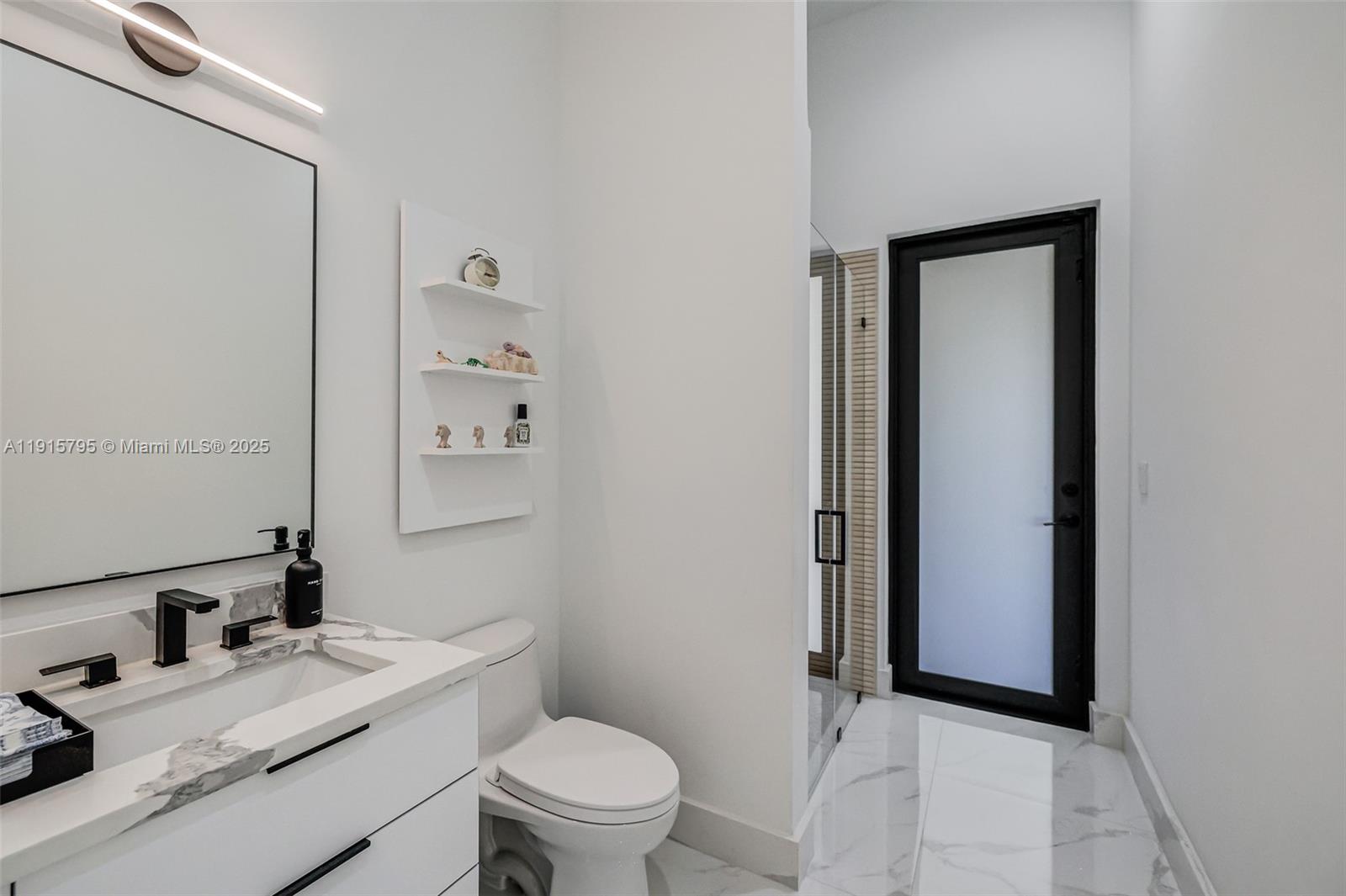 SWEETWATER ESTS SUB - Residential Lease