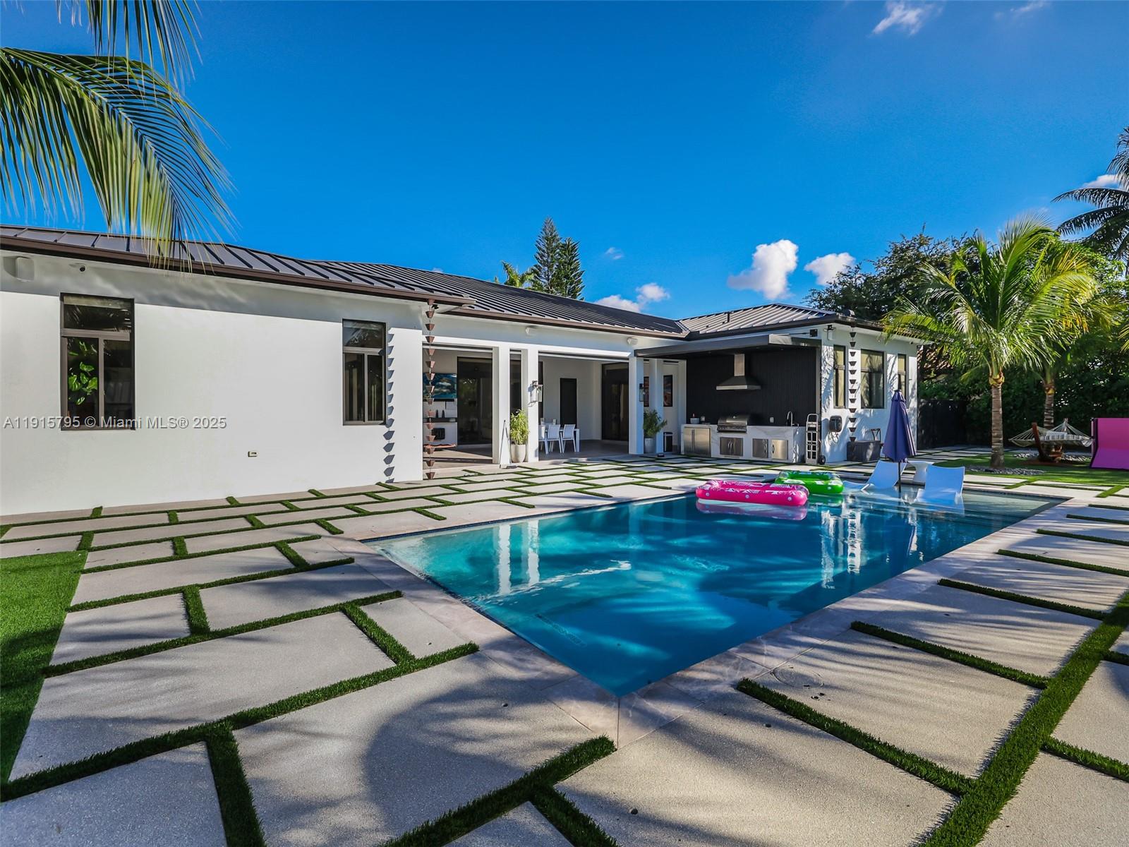 SWEETWATER ESTS SUB - Residential Lease