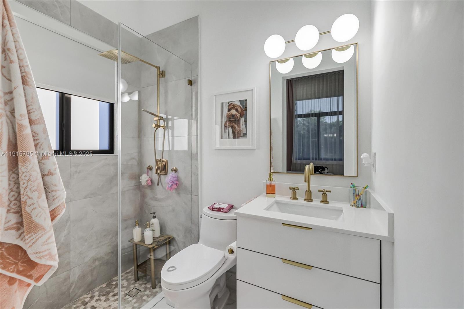 SWEETWATER ESTS SUB - Residential Lease