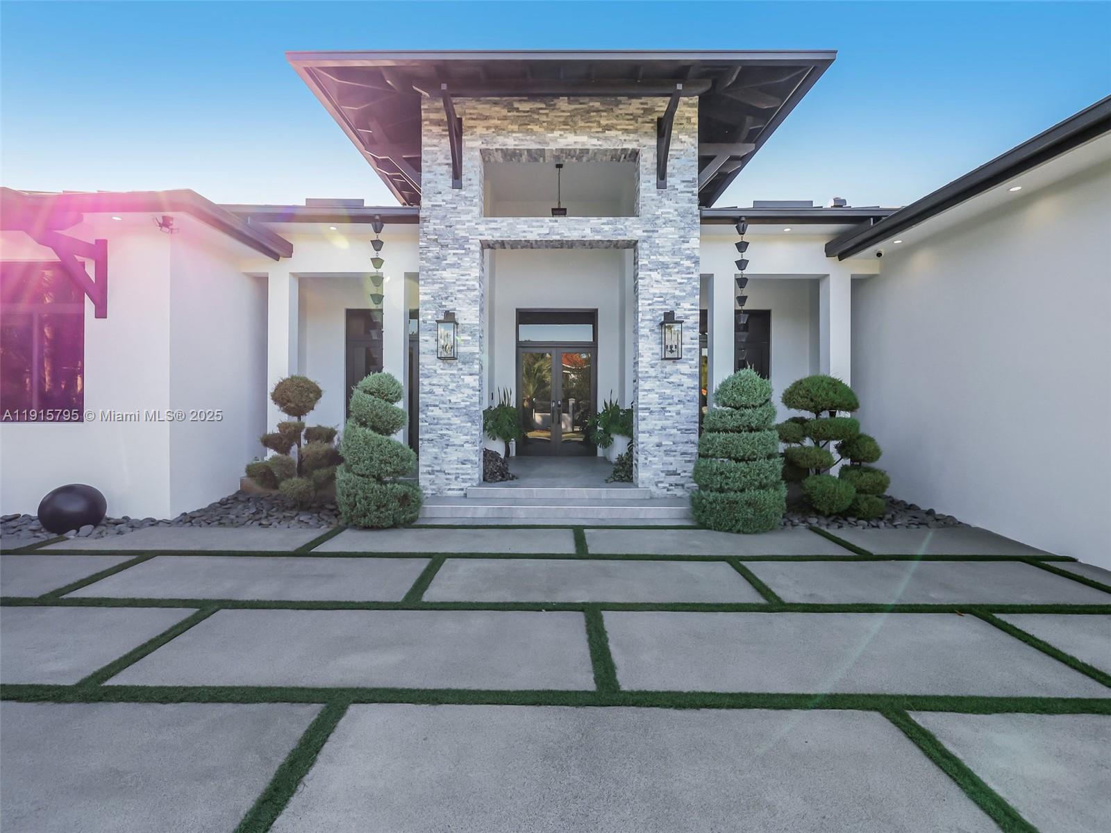 SWEETWATER ESTS SUB - Residential Lease