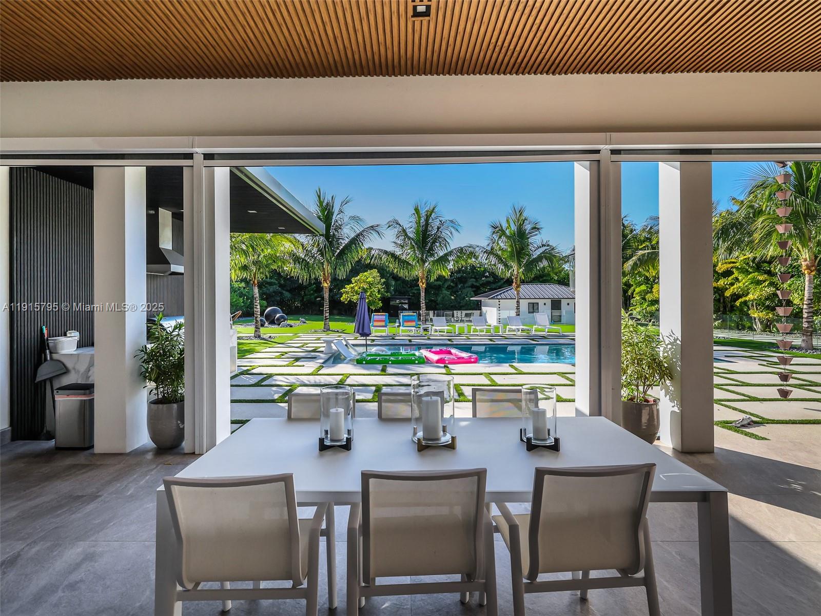 SWEETWATER ESTS SUB - Residential Lease