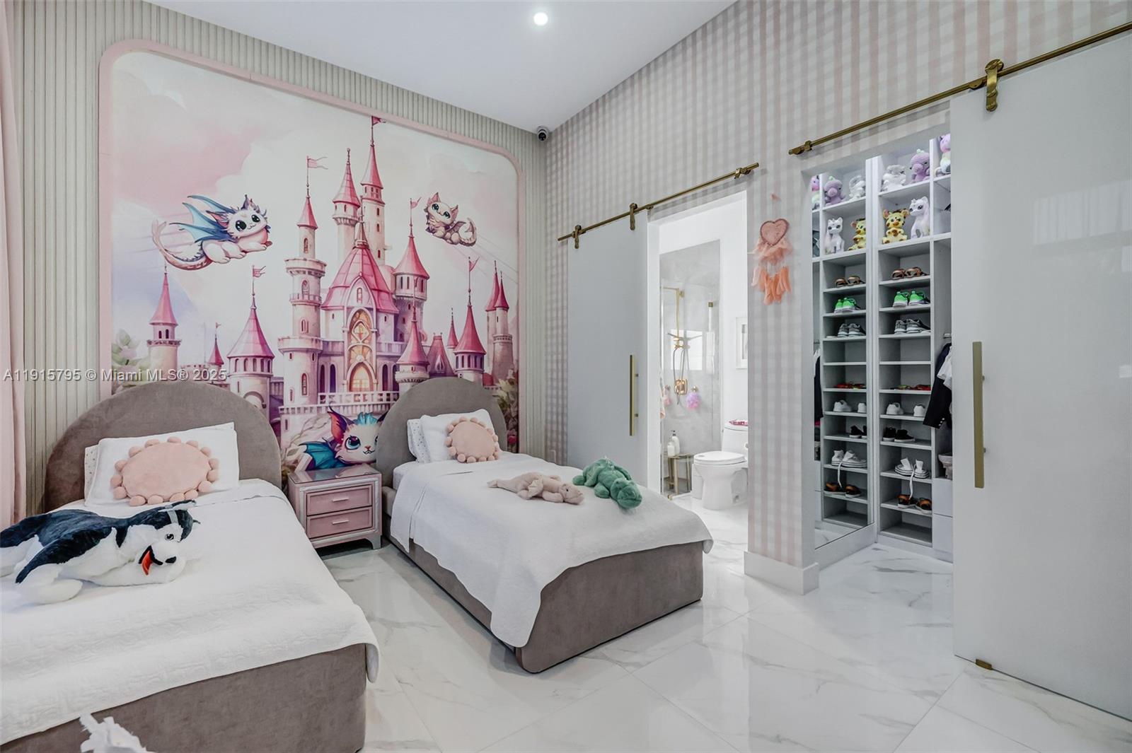 SWEETWATER ESTS SUB - Residential Lease