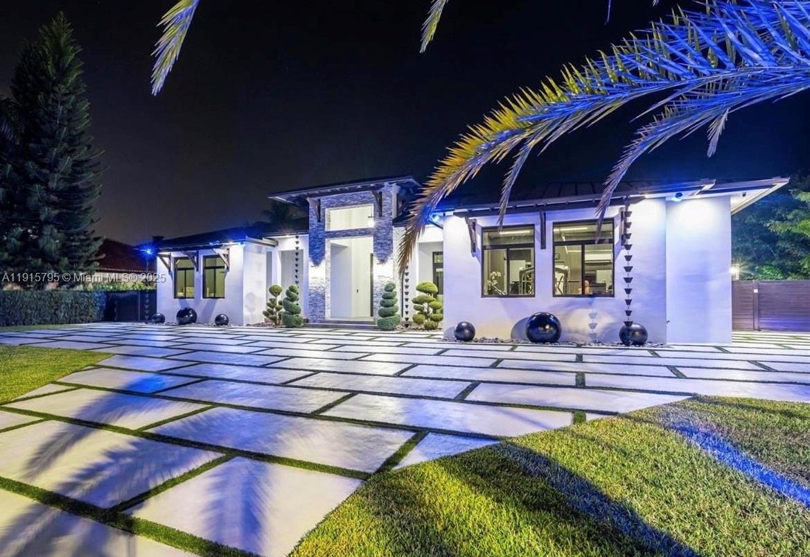 SWEETWATER ESTS SUB - Residential Lease