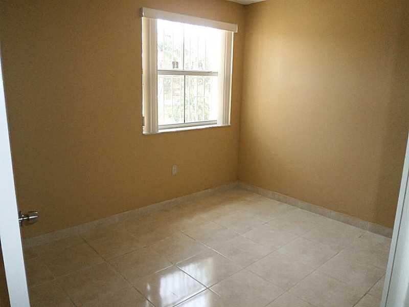 THE GABLES II TOWNHOMES C - Residential Lease