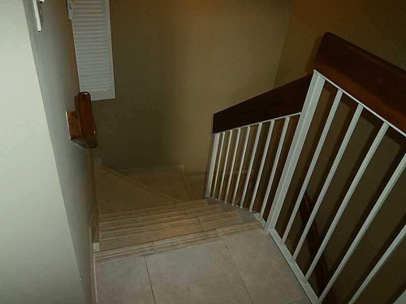 THE GABLES II TOWNHOMES C - Residential Lease