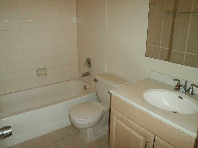 THE GABLES II TOWNHOMES C - Residential Lease