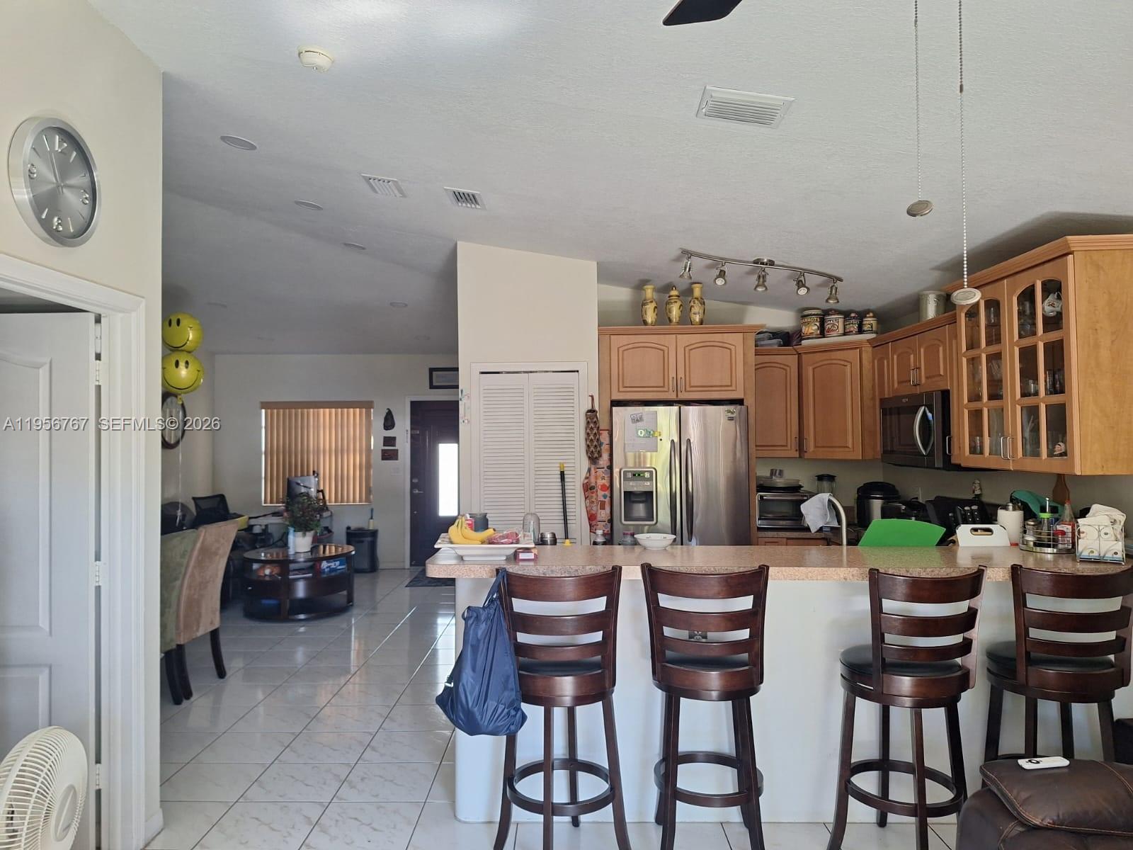 P A AT CORAL REEF - Residential