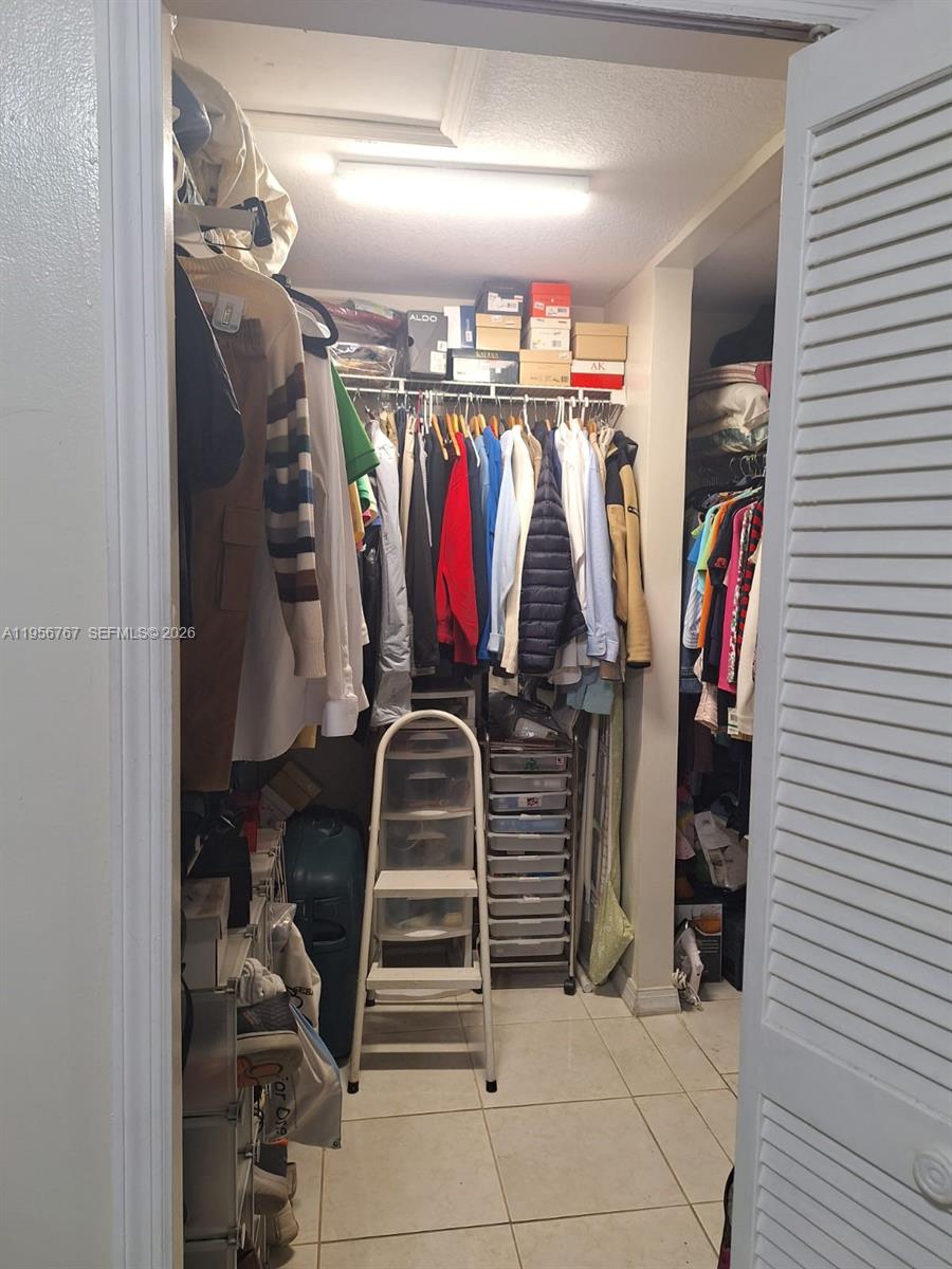 P A AT CORAL REEF - Residential