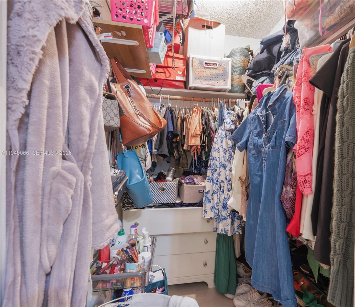 LEISUREVILLE THIRD SEC - Residential